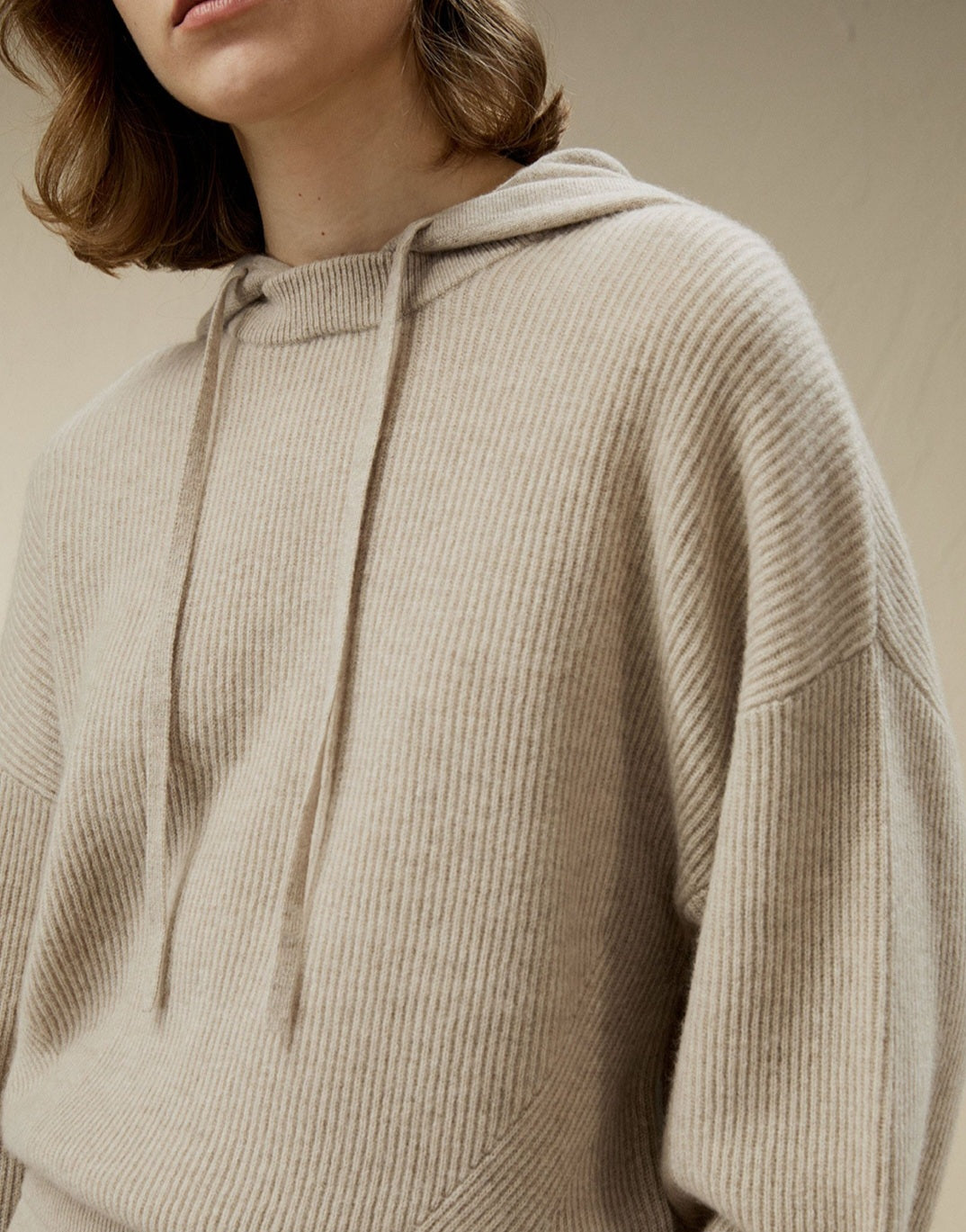 Eshe 2-in-1 Cashmere Detachable Hoodie