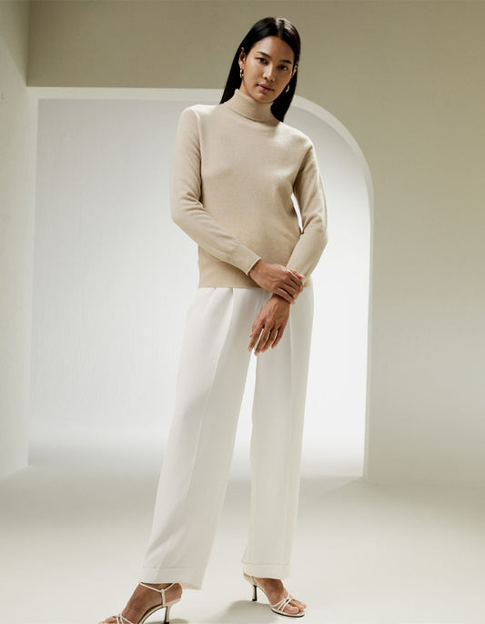 Seamless Silk-Cashmere Blend Turtleneck Sweater