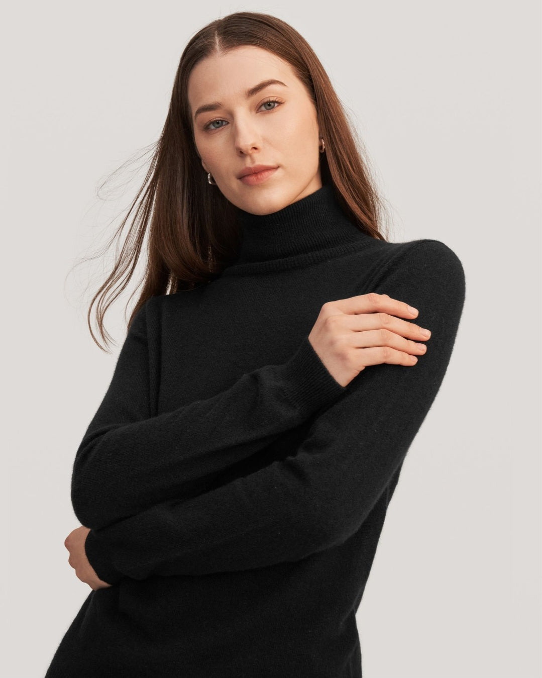 Seamless Silk-Cashmere Blend Turtleneck Sweater